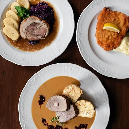 U Cisare 3* Mirošovice