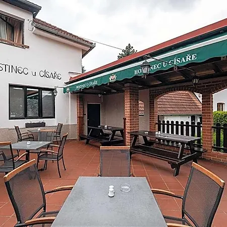 Hotel U Cisare Mirošovice