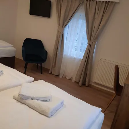 U Císaře Mirošovice