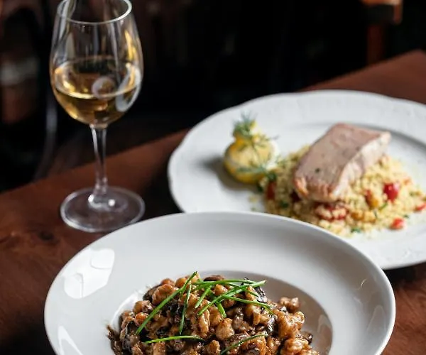 U Cisare Mirošovice